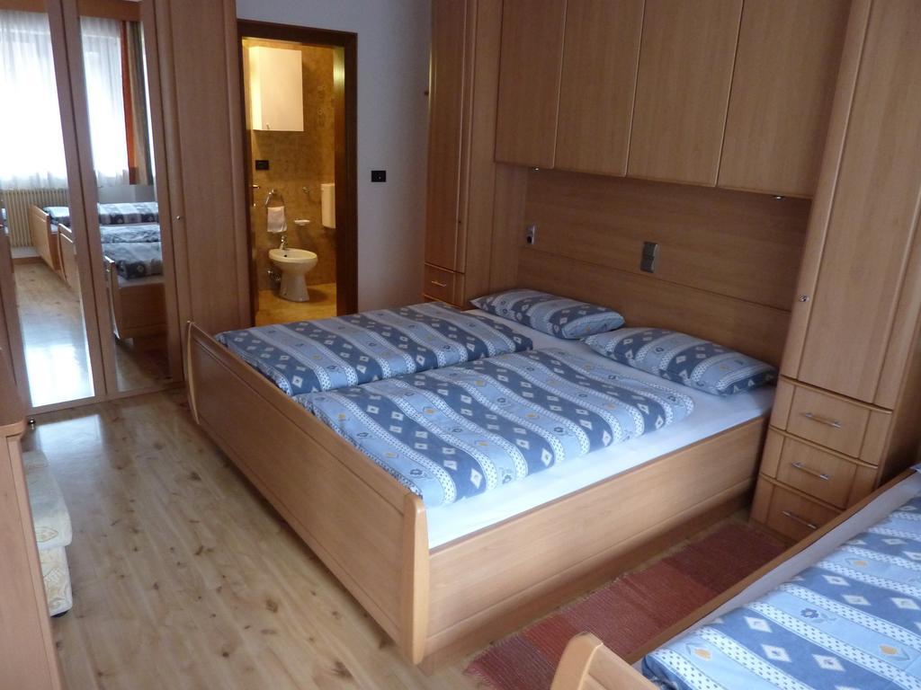 Ferienwohnung Ciasa Gabriel Kolfuschg Zimmer foto
